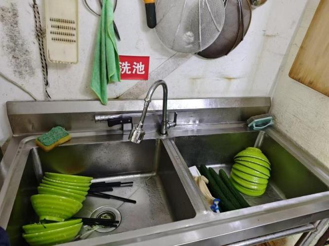 牆壁發黴