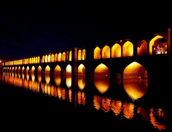 三十三孔橋